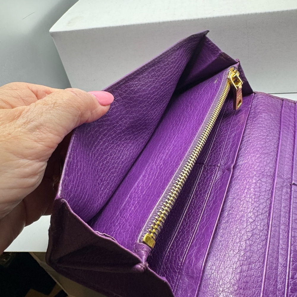 Gorgeous Authentic (COA included) Purple Prada Milano Wallet Preloved - Picture 9 of 16